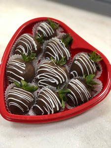 Chocolate Covered Strawberries - 9 pcs - Heart Shaped Holder